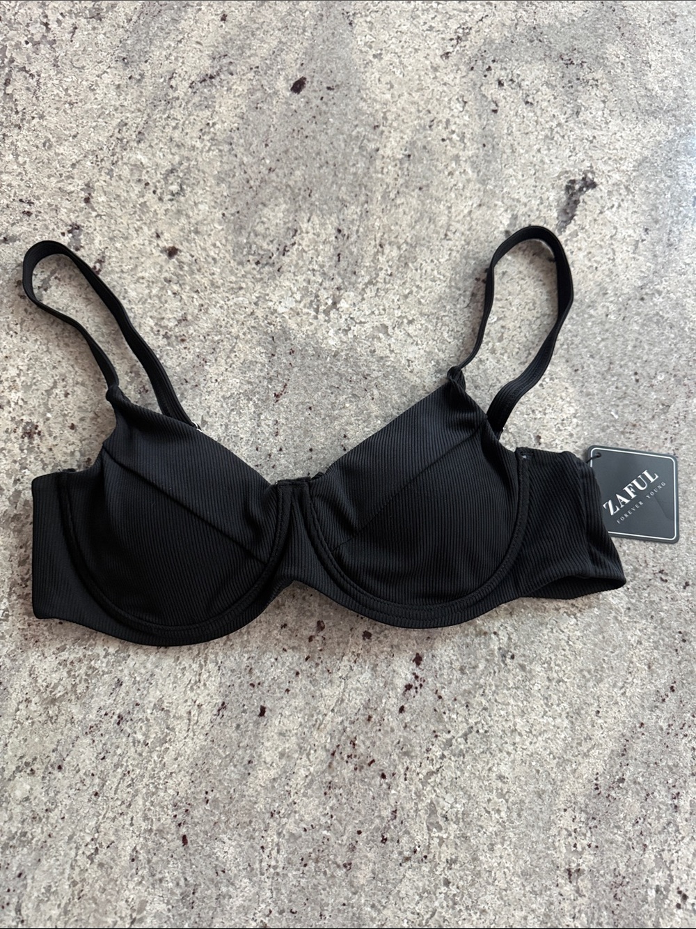 Zaful Black Ribbed Underwire Bikini Top